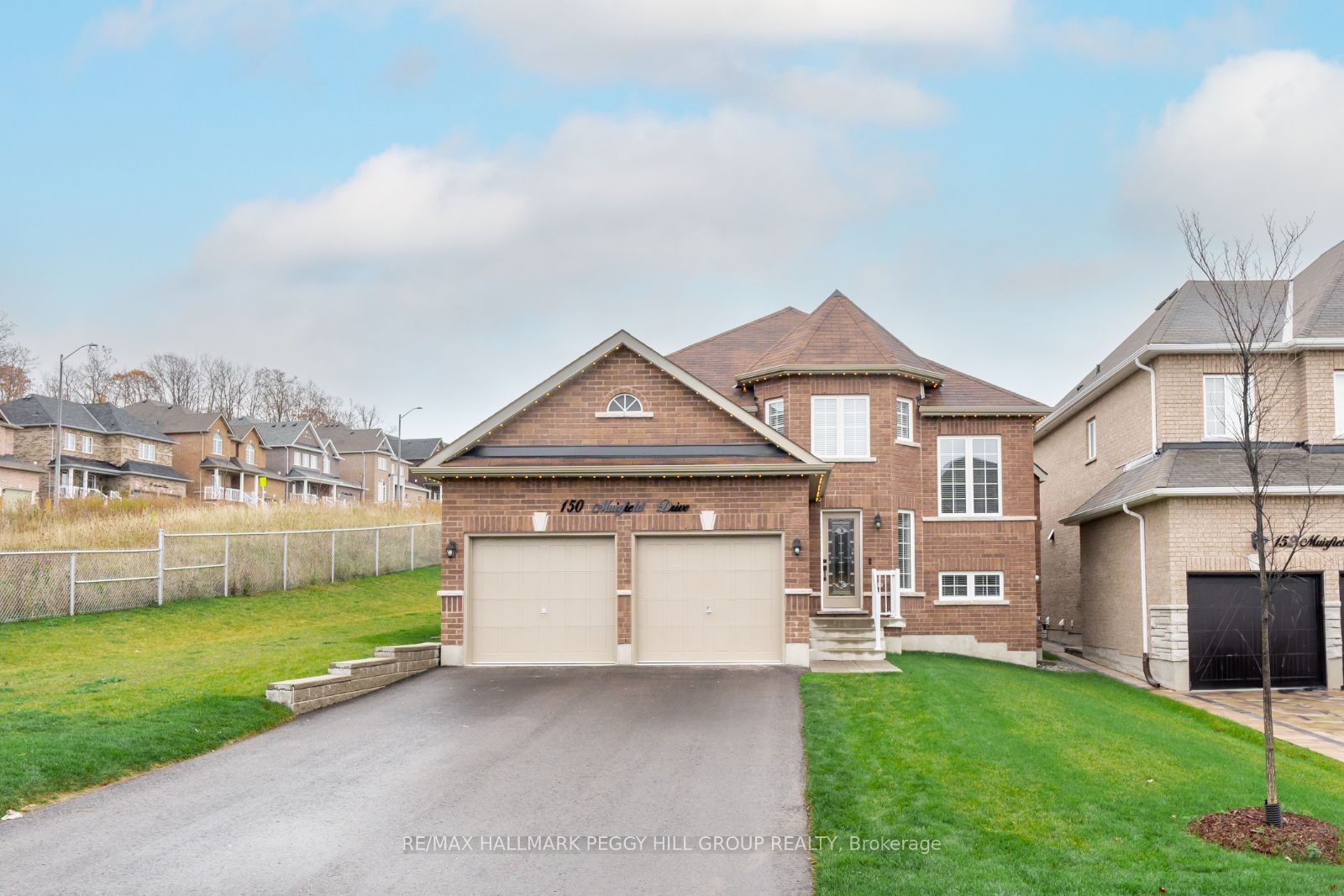 150 Muirfield Dr