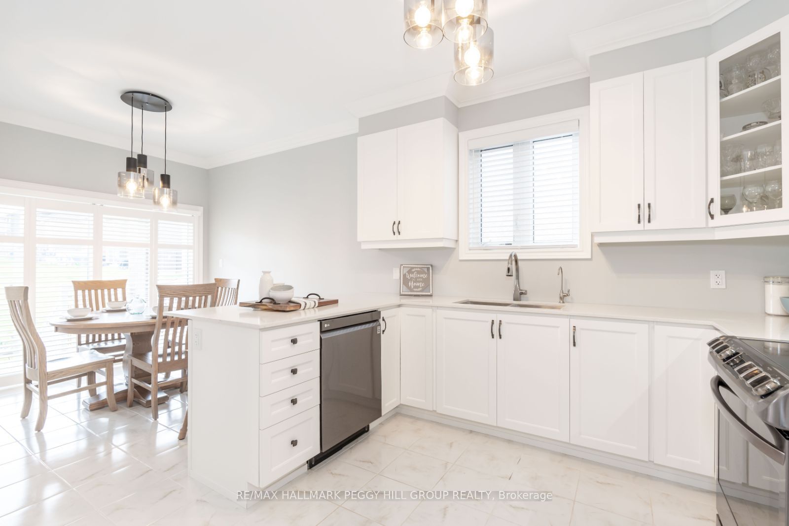 150 Muirfield Dr