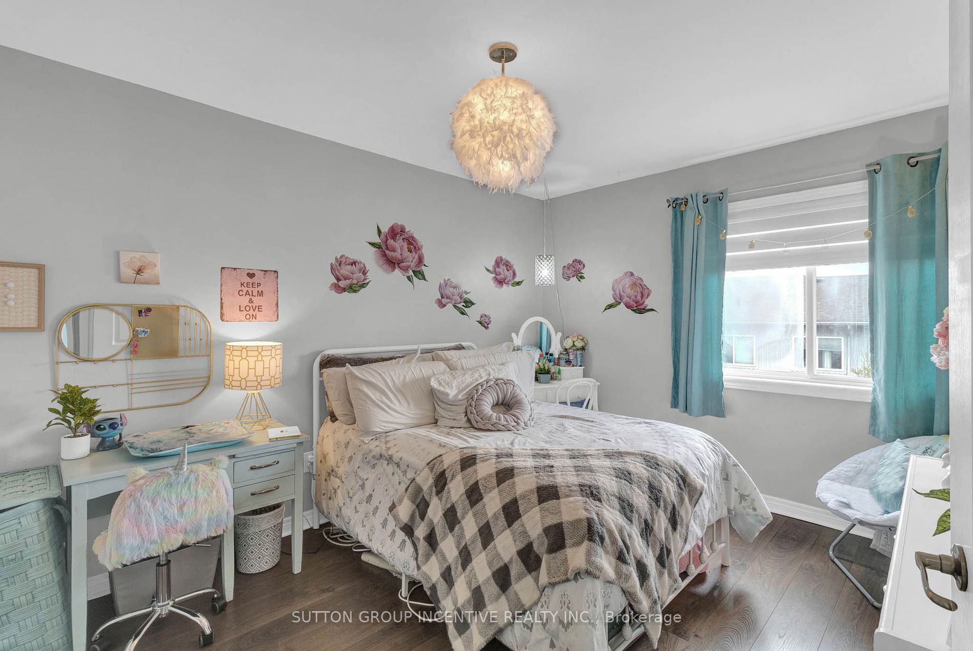 800 West Ridge Boulevard #121