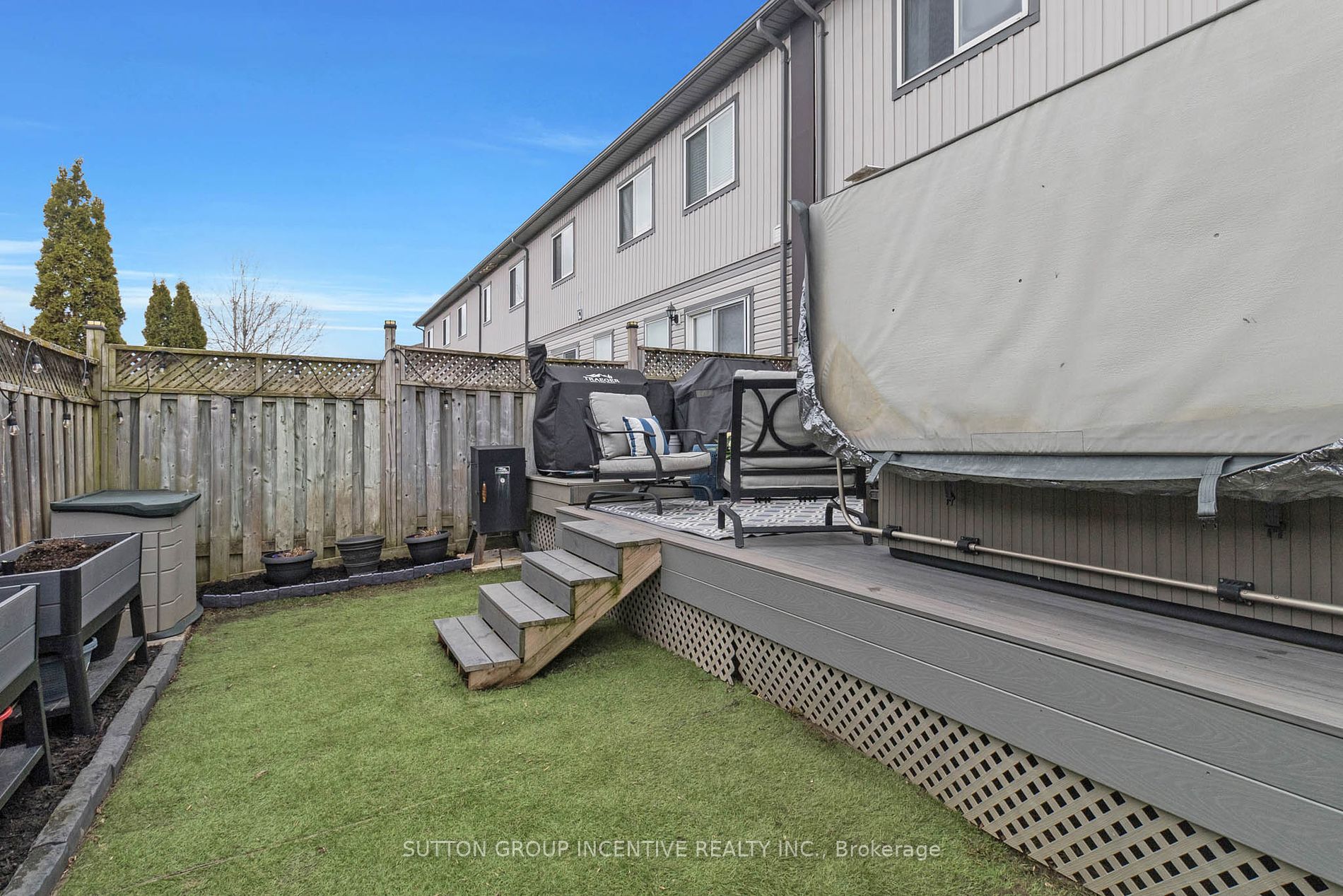 800 West Ridge Boulevard #121
