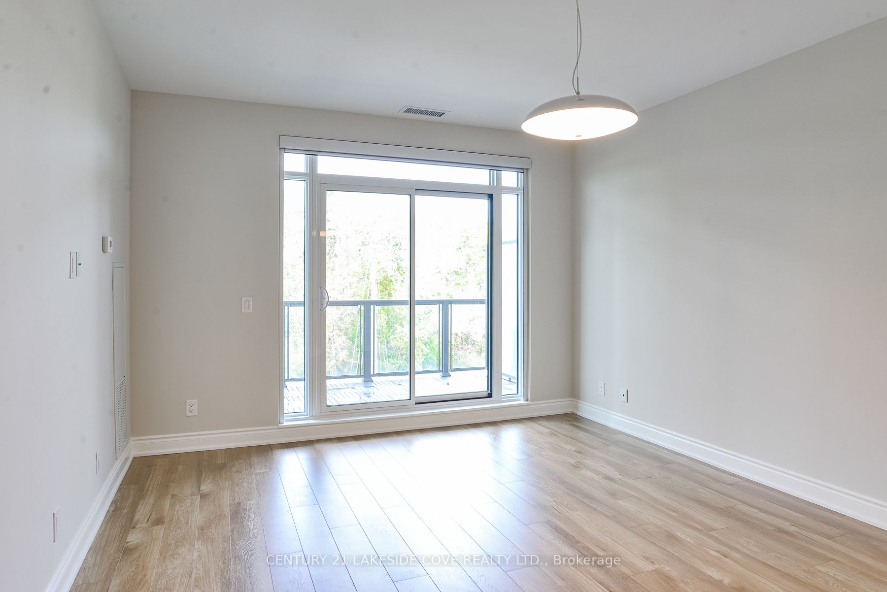 90 Orchard Point Rd, #402