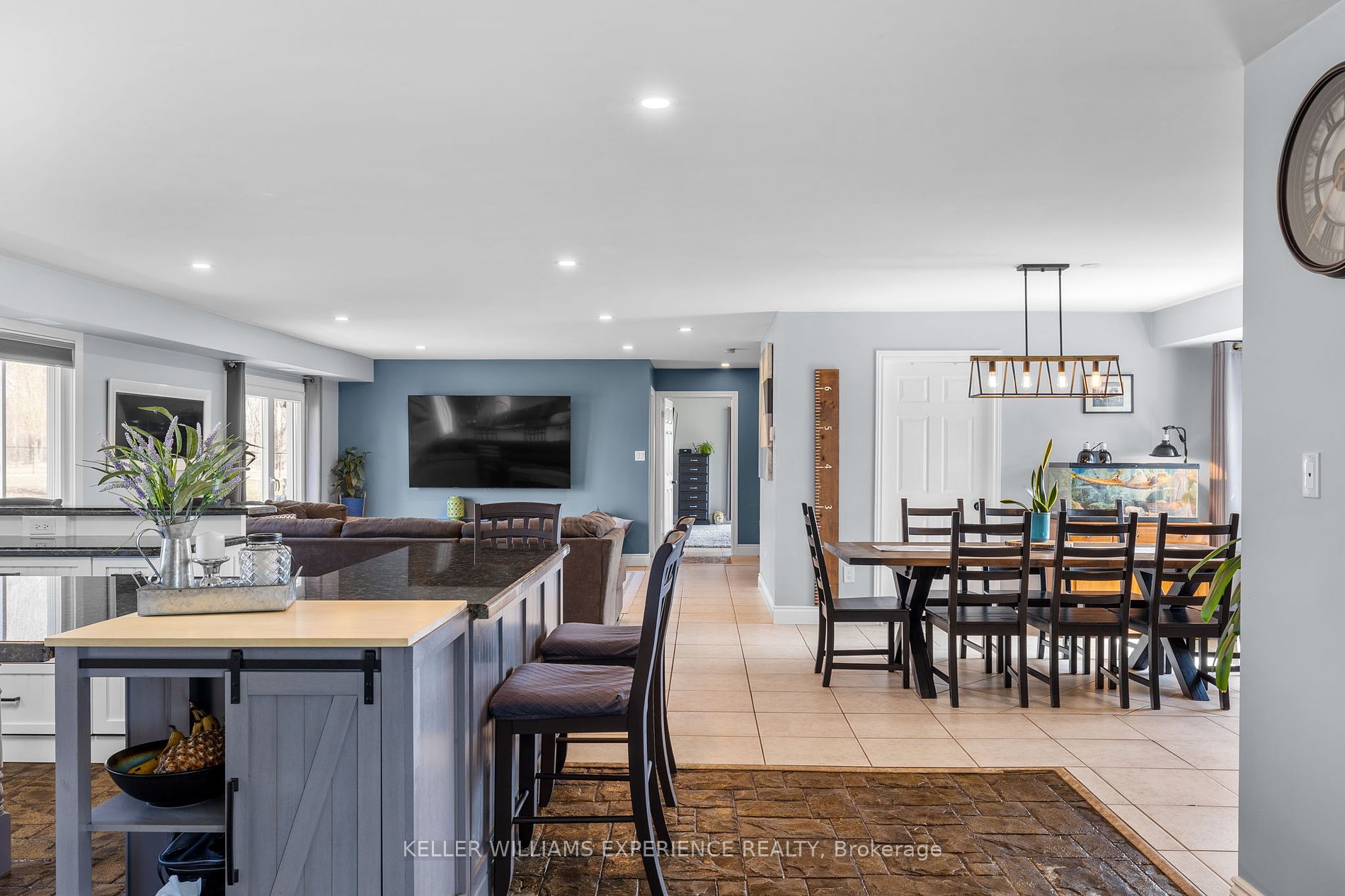 10871 Highway 12