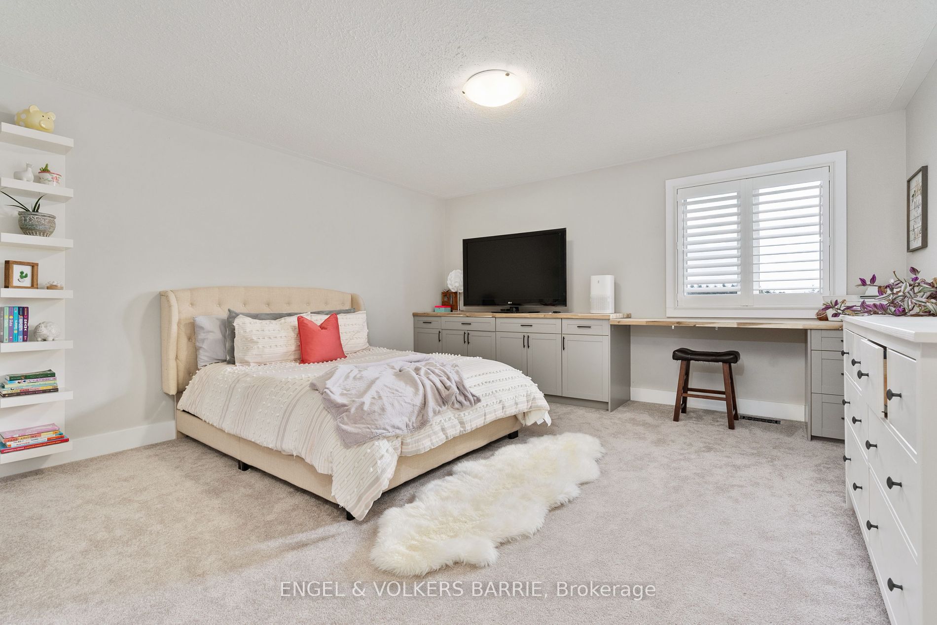 3 Maple Drive