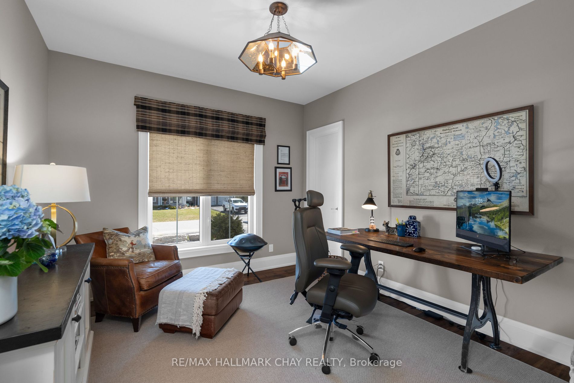 6 Georgian Grande Drive