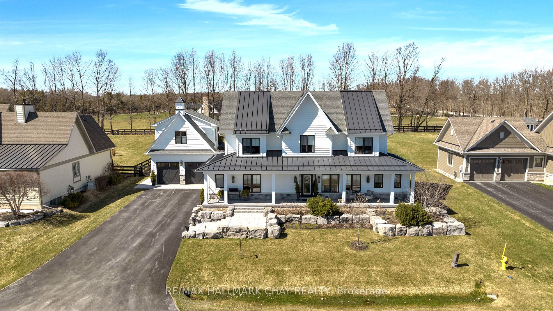 6 Georgian Grande Drive