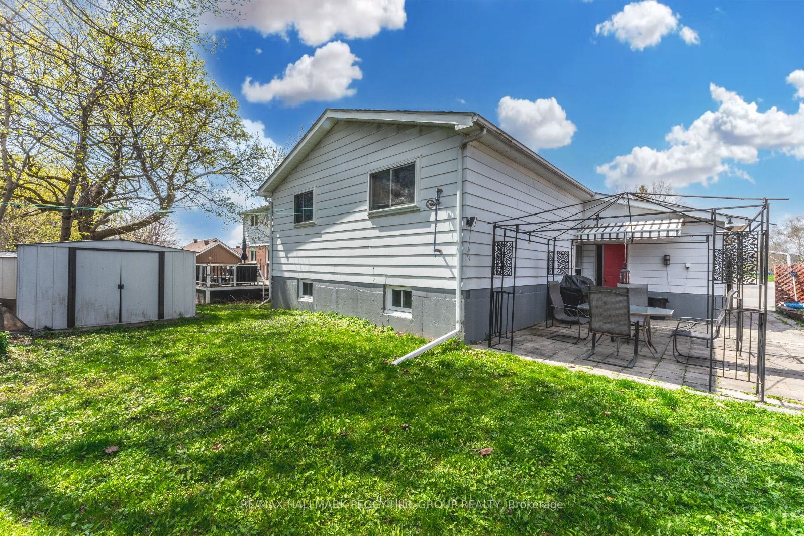 263 Crawford St