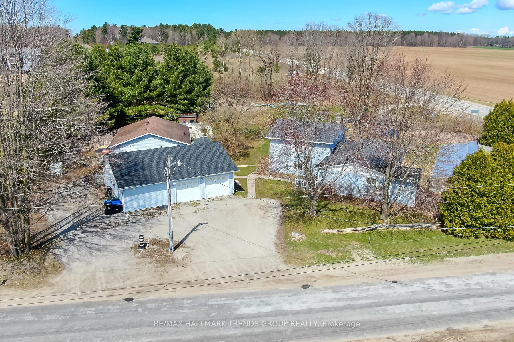 1008 Rainbow Valley Rd W