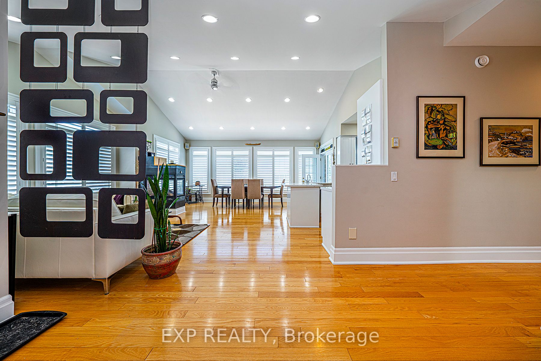 2884 Sunnydale Lane
