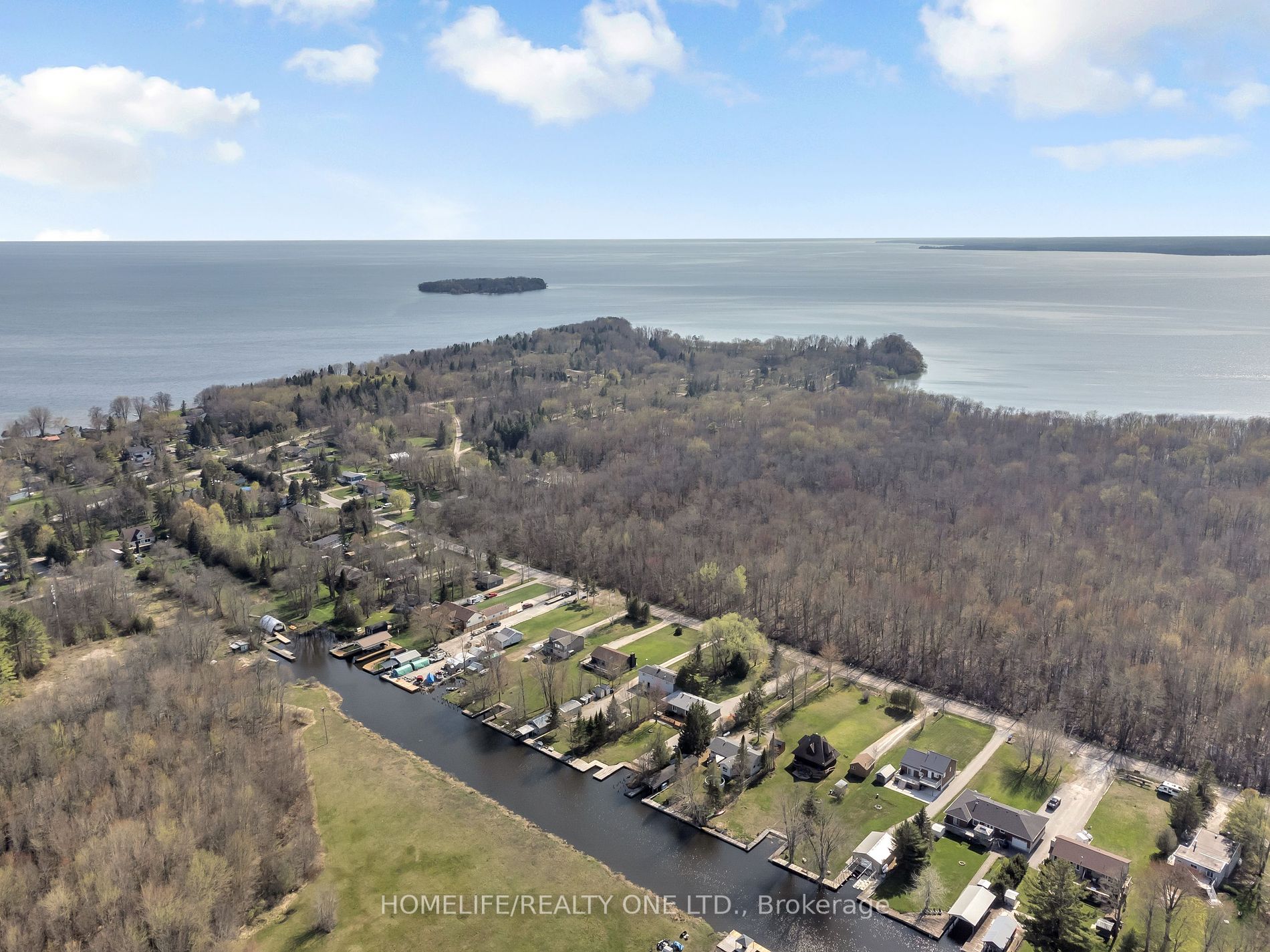 4055 Glen Cedar Dr