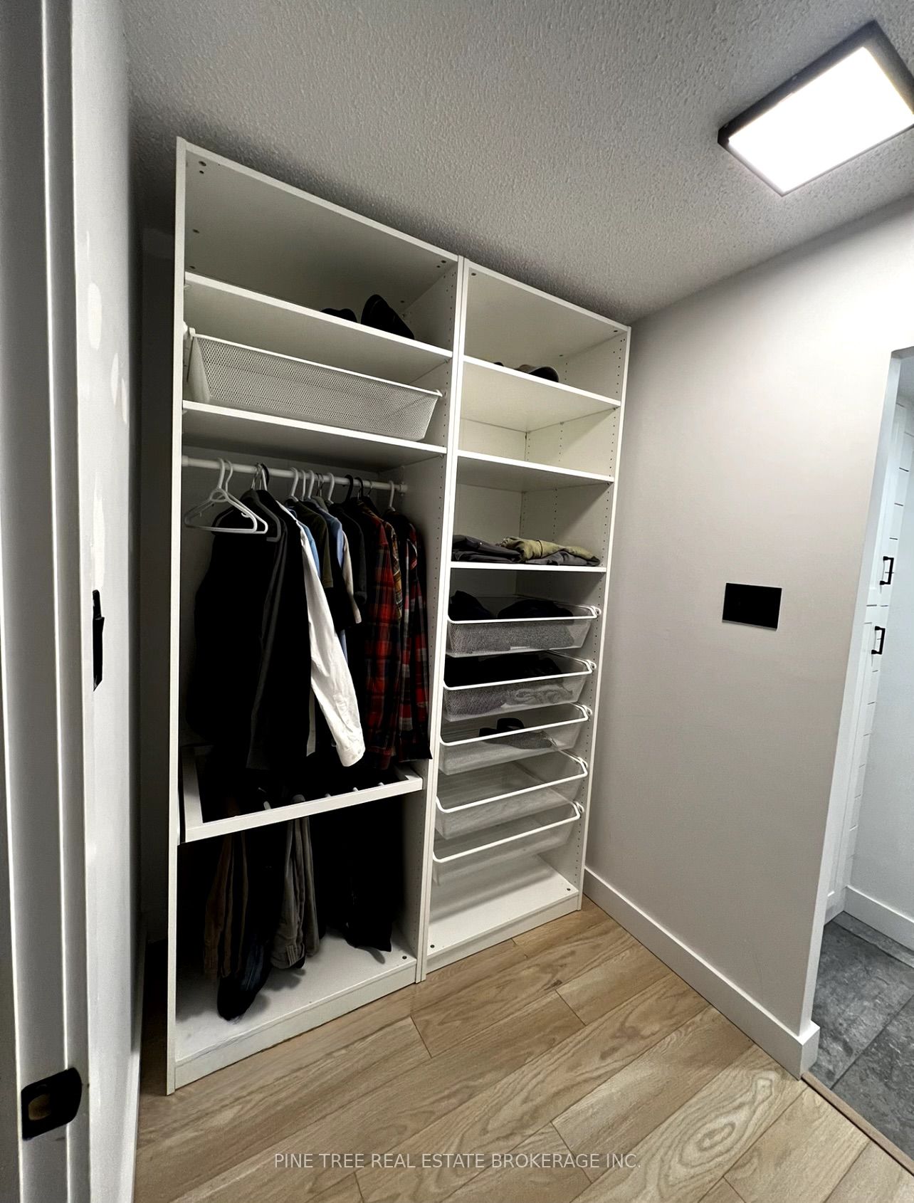 65 Ellen St, #306