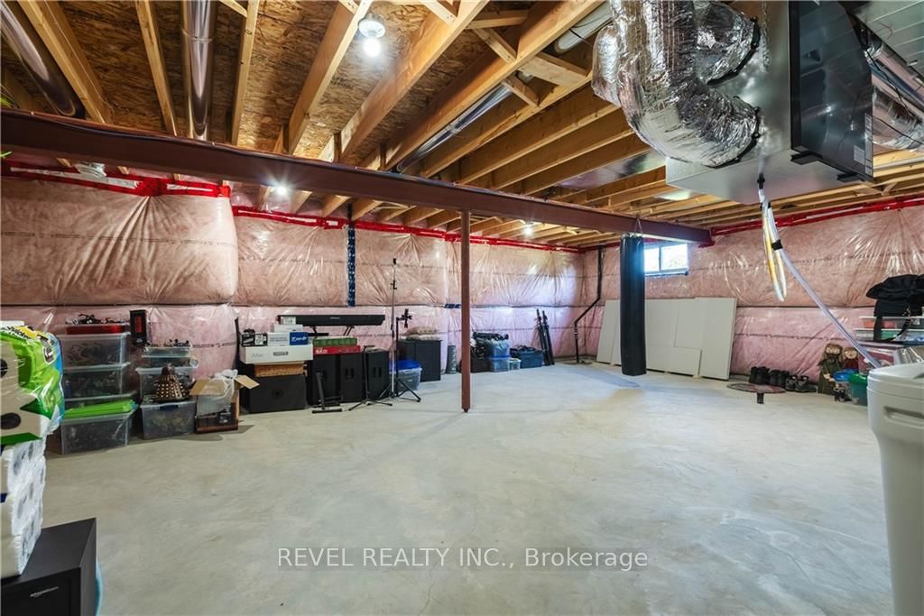 7 Henry Ball Crt