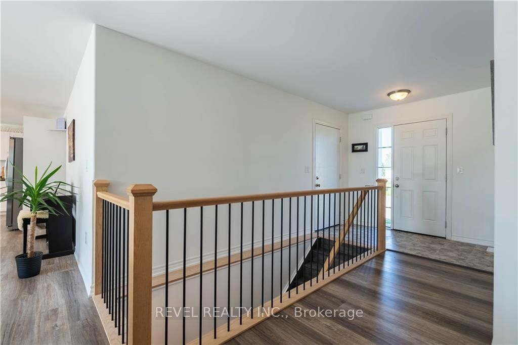 7 Henry Ball Crt