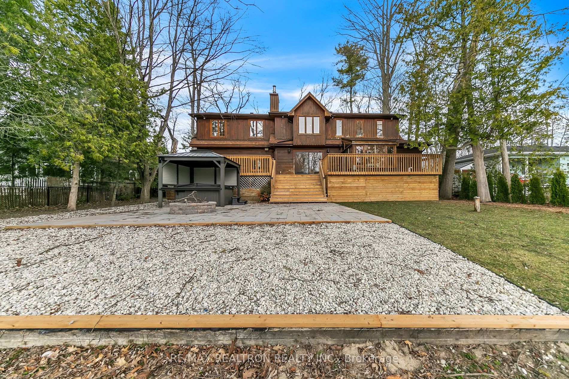 646 Oxbow Park Drive