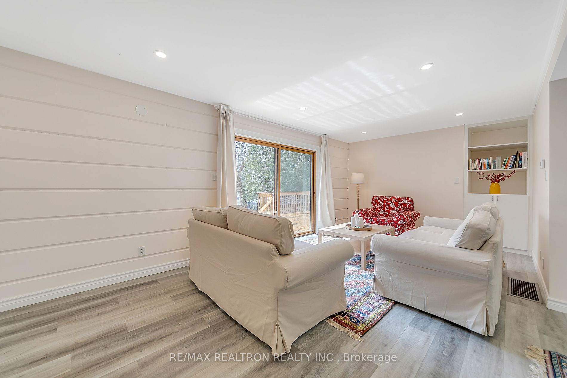 646 Oxbow Park Drive