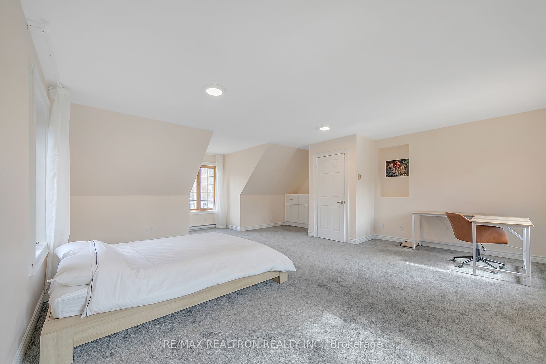646 Oxbow Park Drive