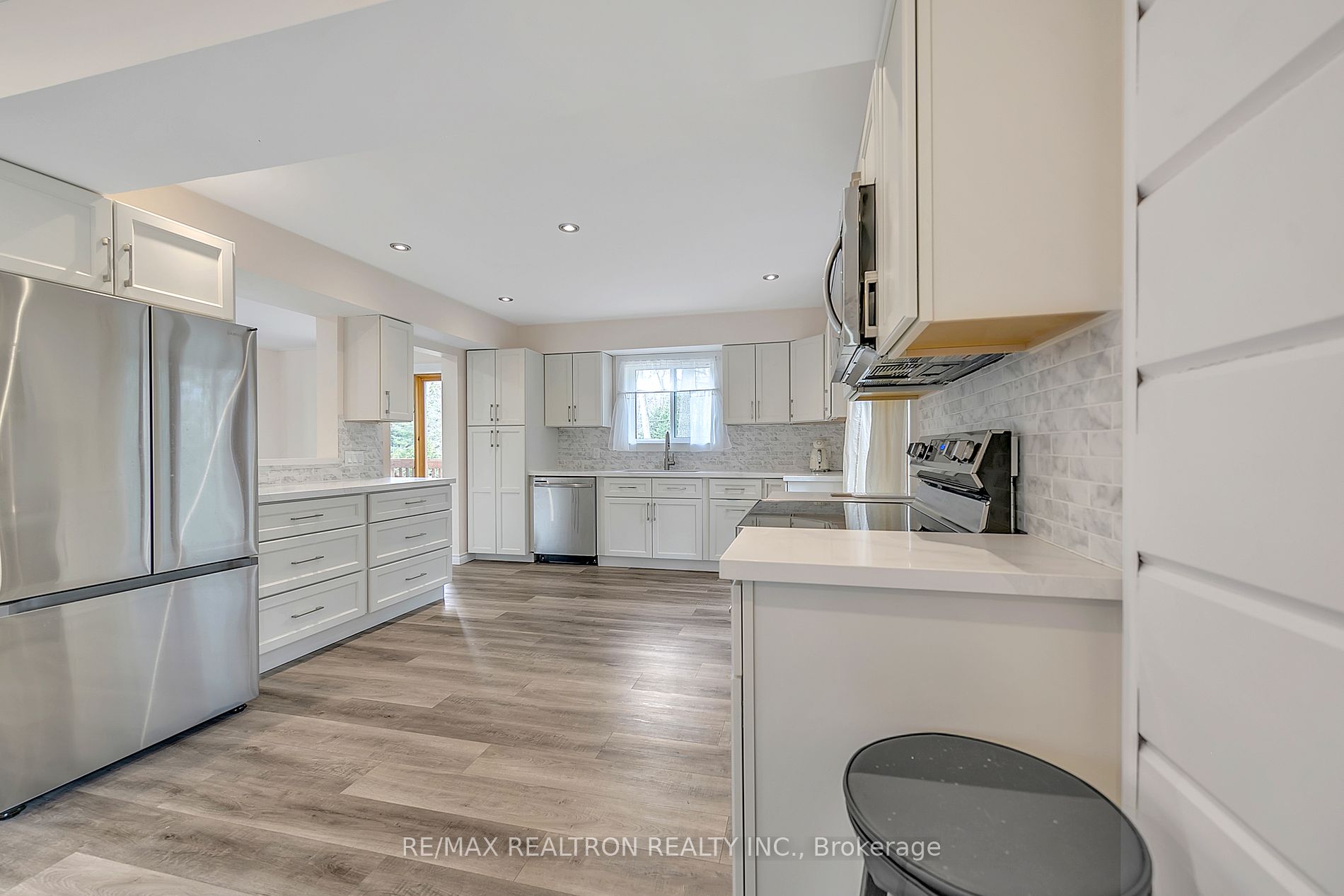 646 Oxbow Park Drive
