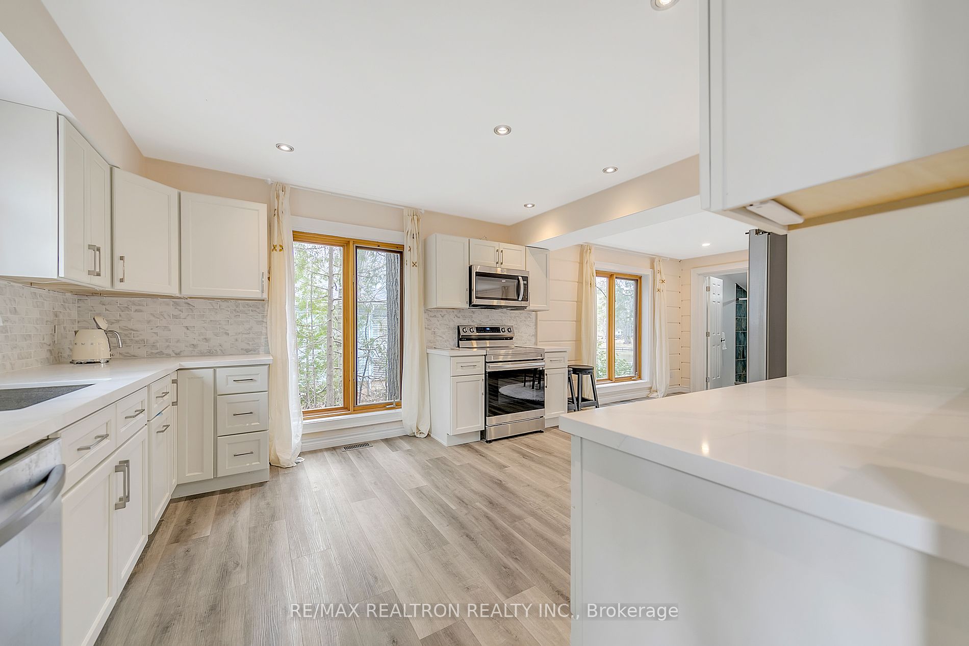 646 Oxbow Park Drive