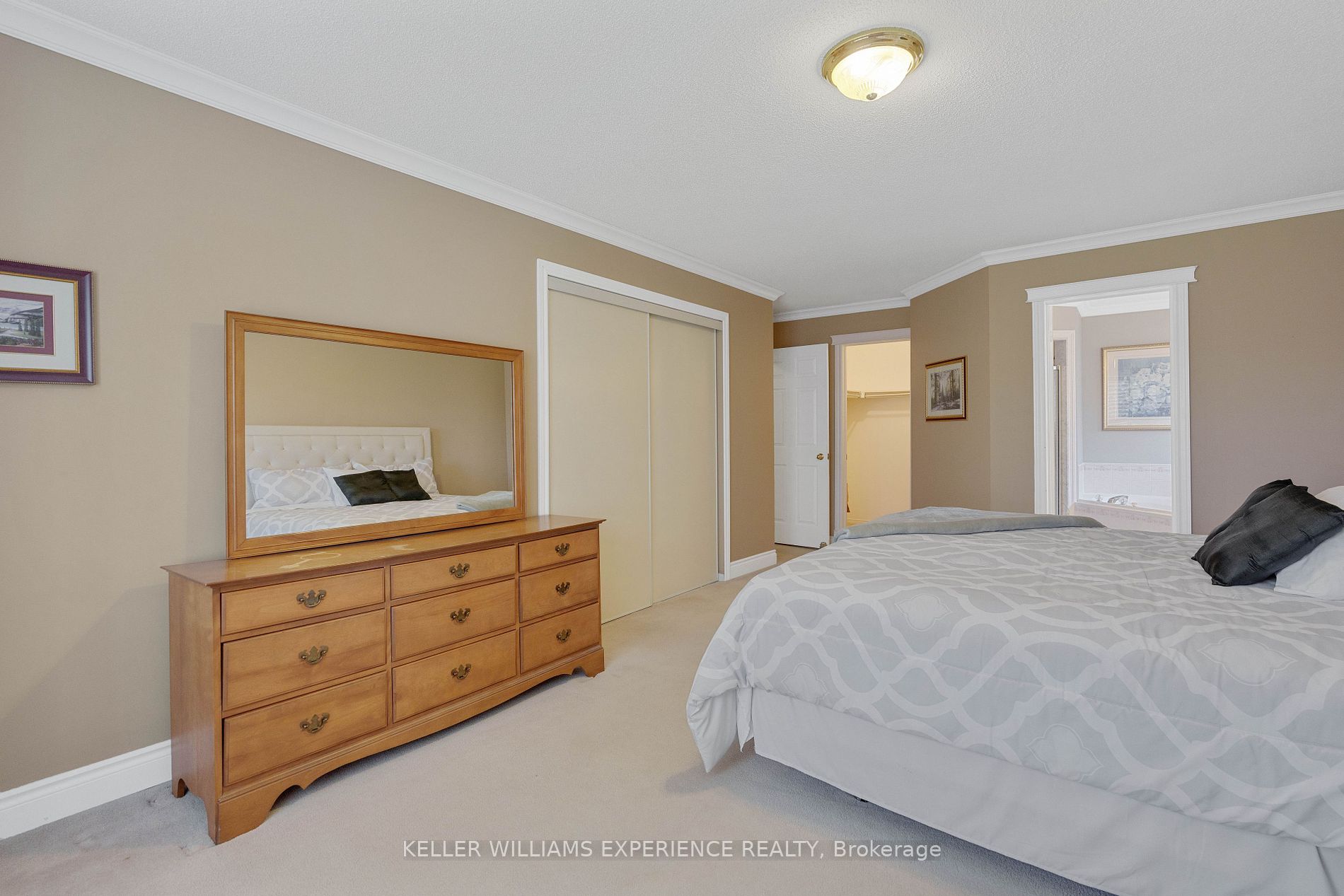 45 BUSH Crescent