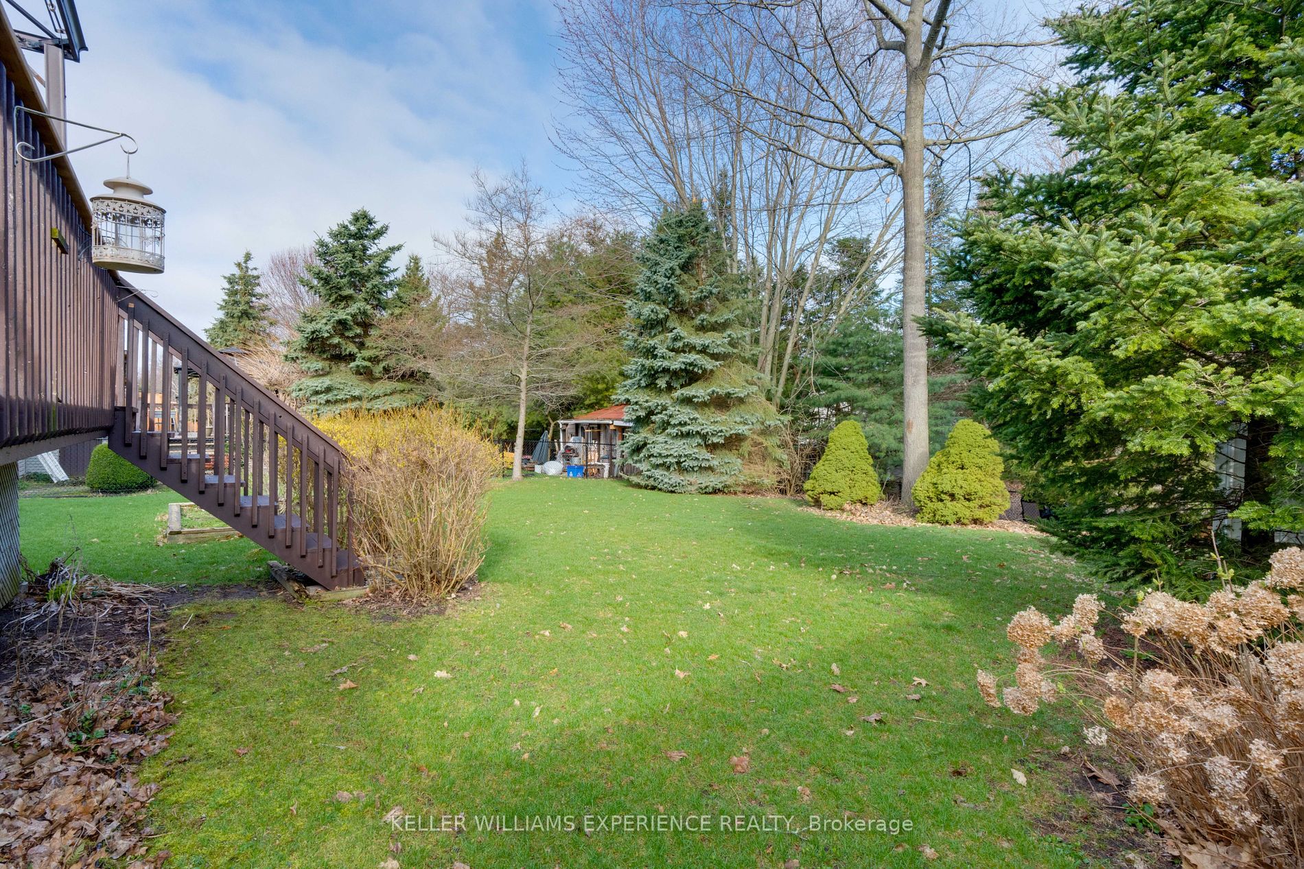 45 BUSH Crescent