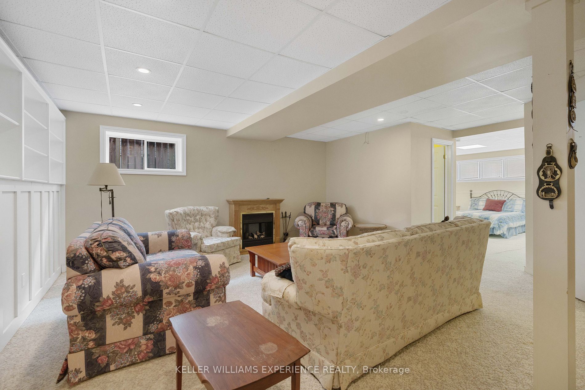 45 BUSH Crescent