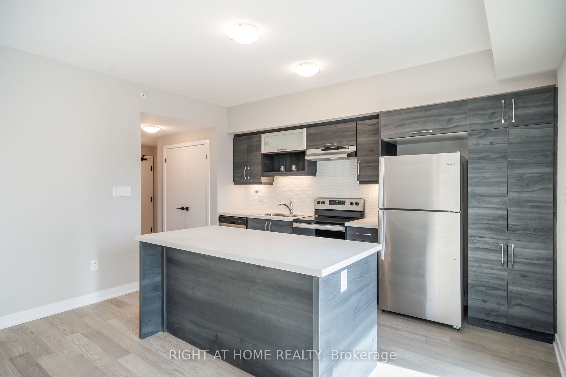 1 Chef Lane #213