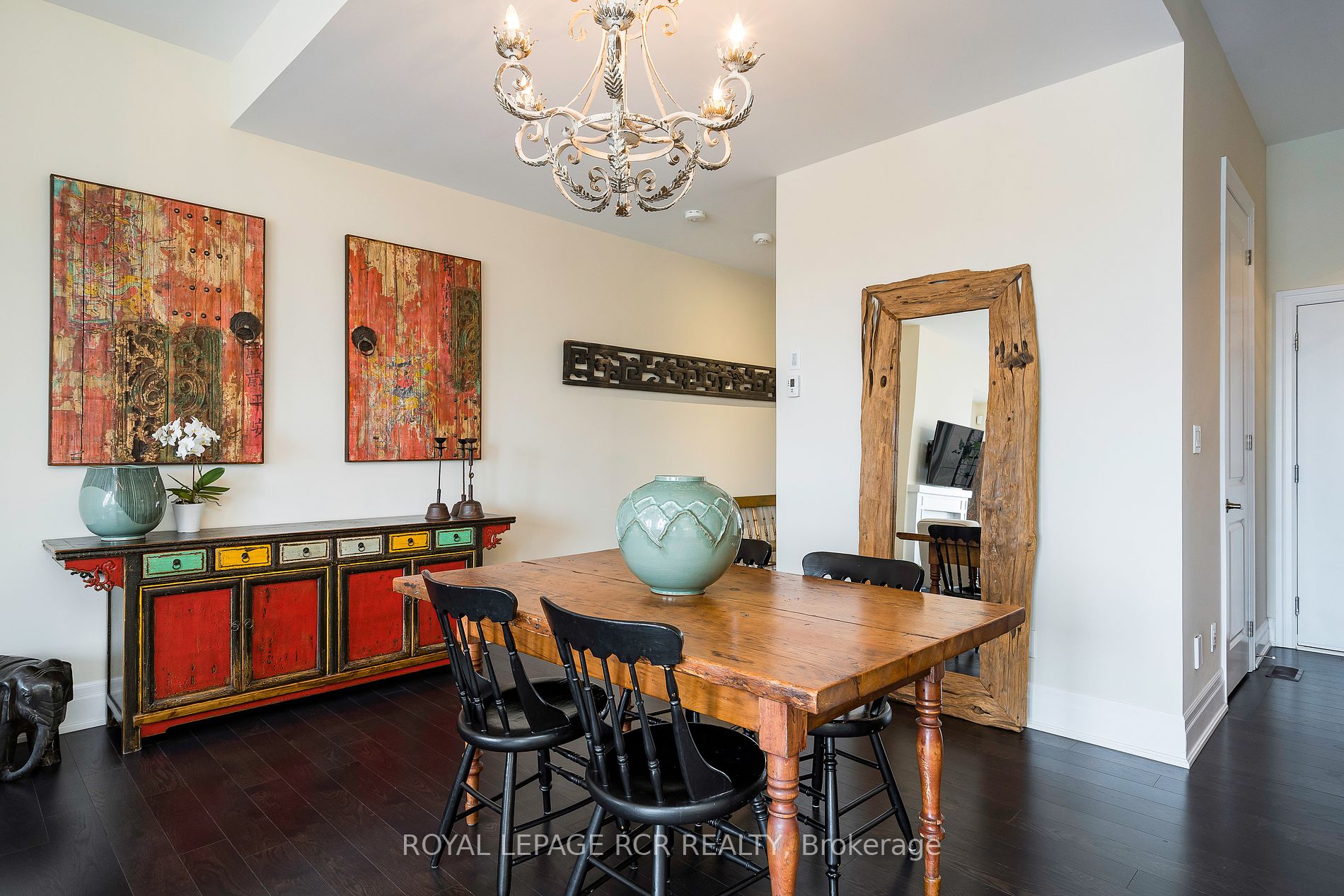 31 Emerson Mews, #3