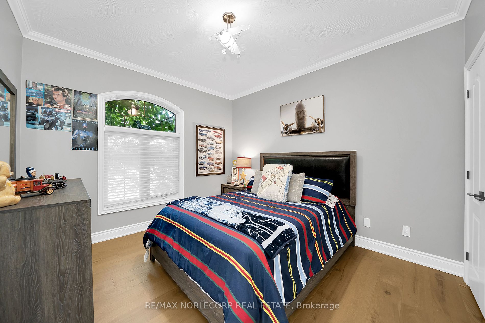 48 Glenhuron Drive