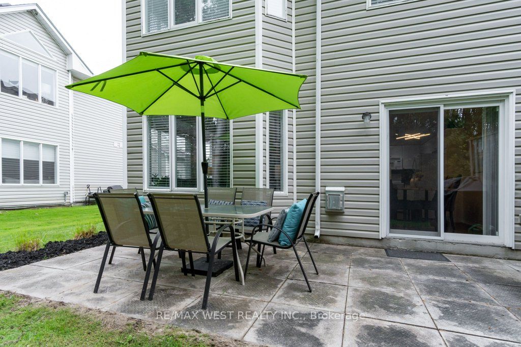 29 Sundial Crt, #15