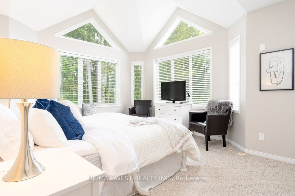 29 Sundial Crt, #15