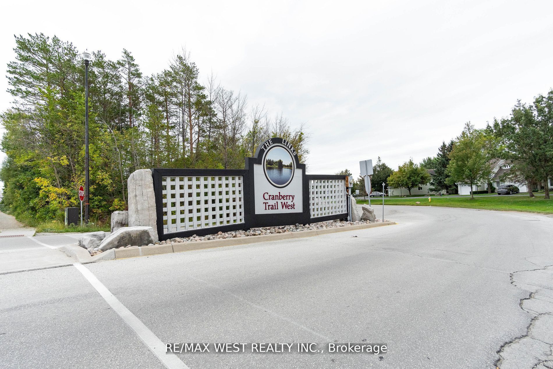 29 Sundial Crt, #15