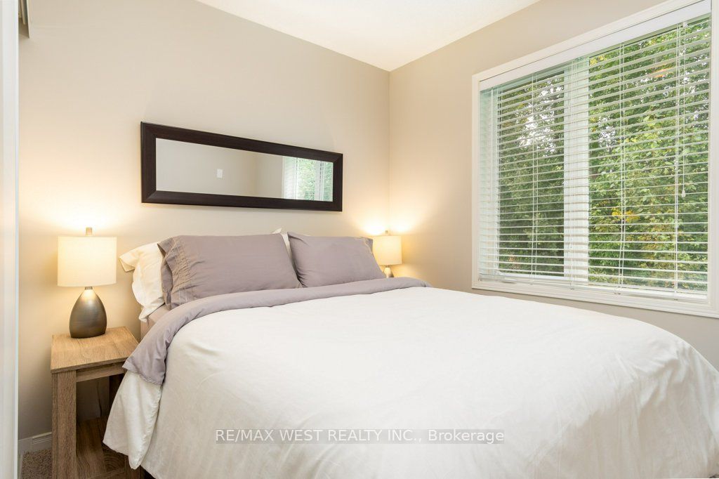 29 Sundial Crt, #15