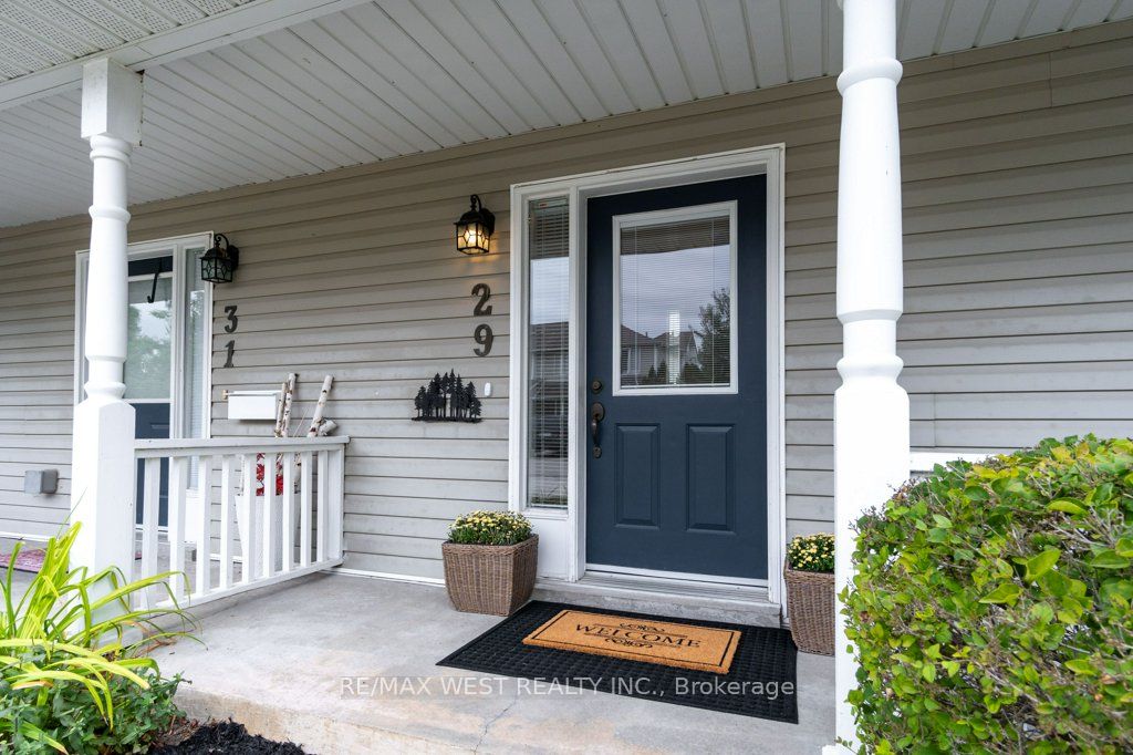 29 Sundial Crt, #15