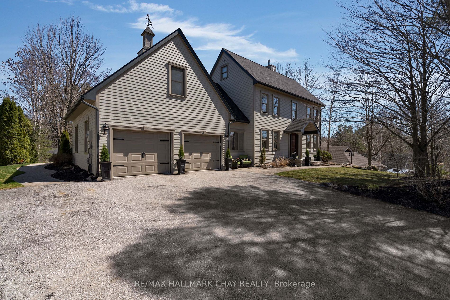9 Bridle Path