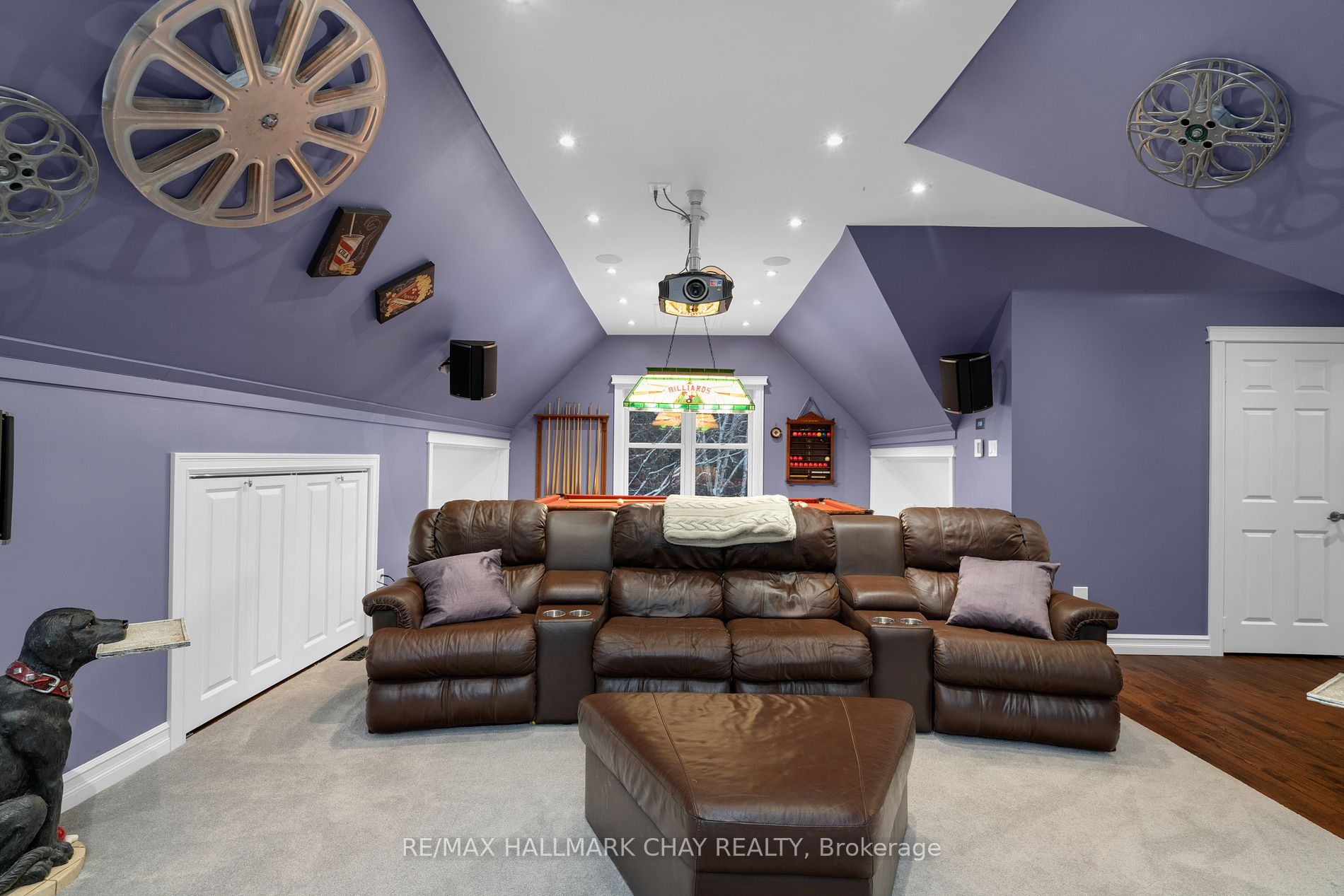 9 Bridle Path