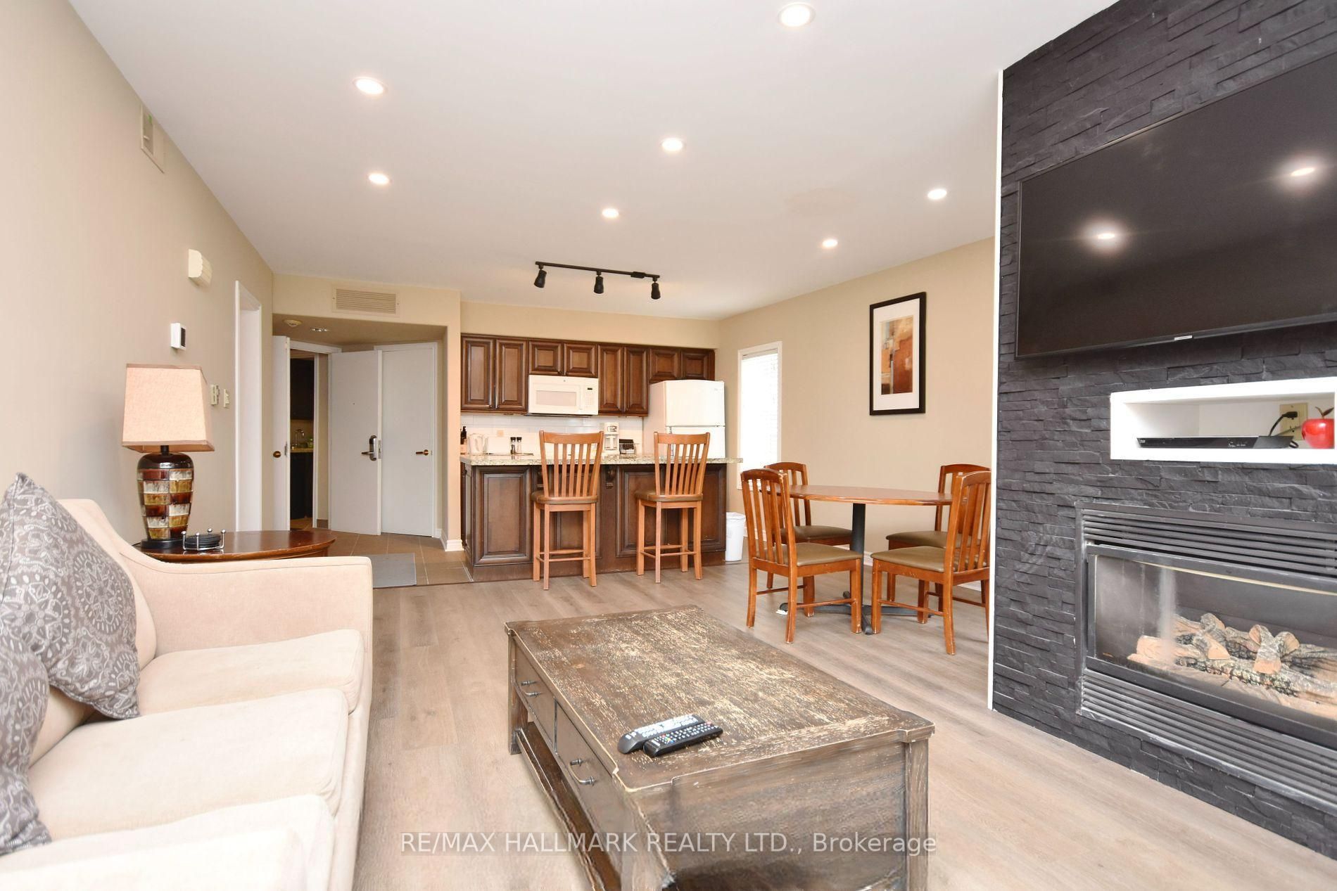 90 Highland Drive #2014/15