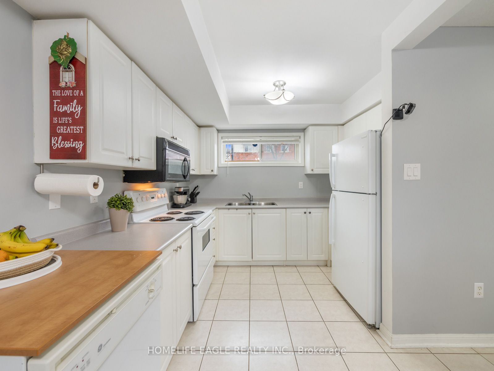 235 Ferndale Dr S, #13