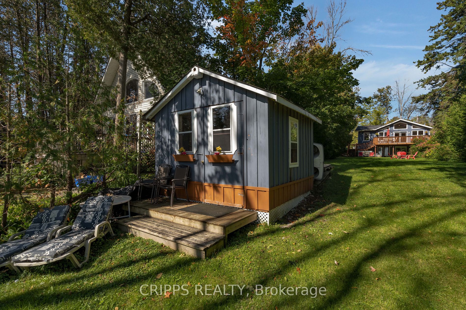 61 STANLEY Avenue