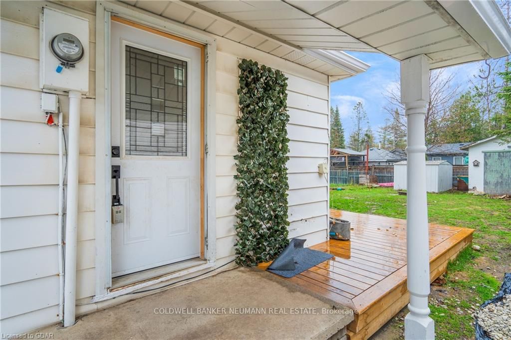 51 70th Street N