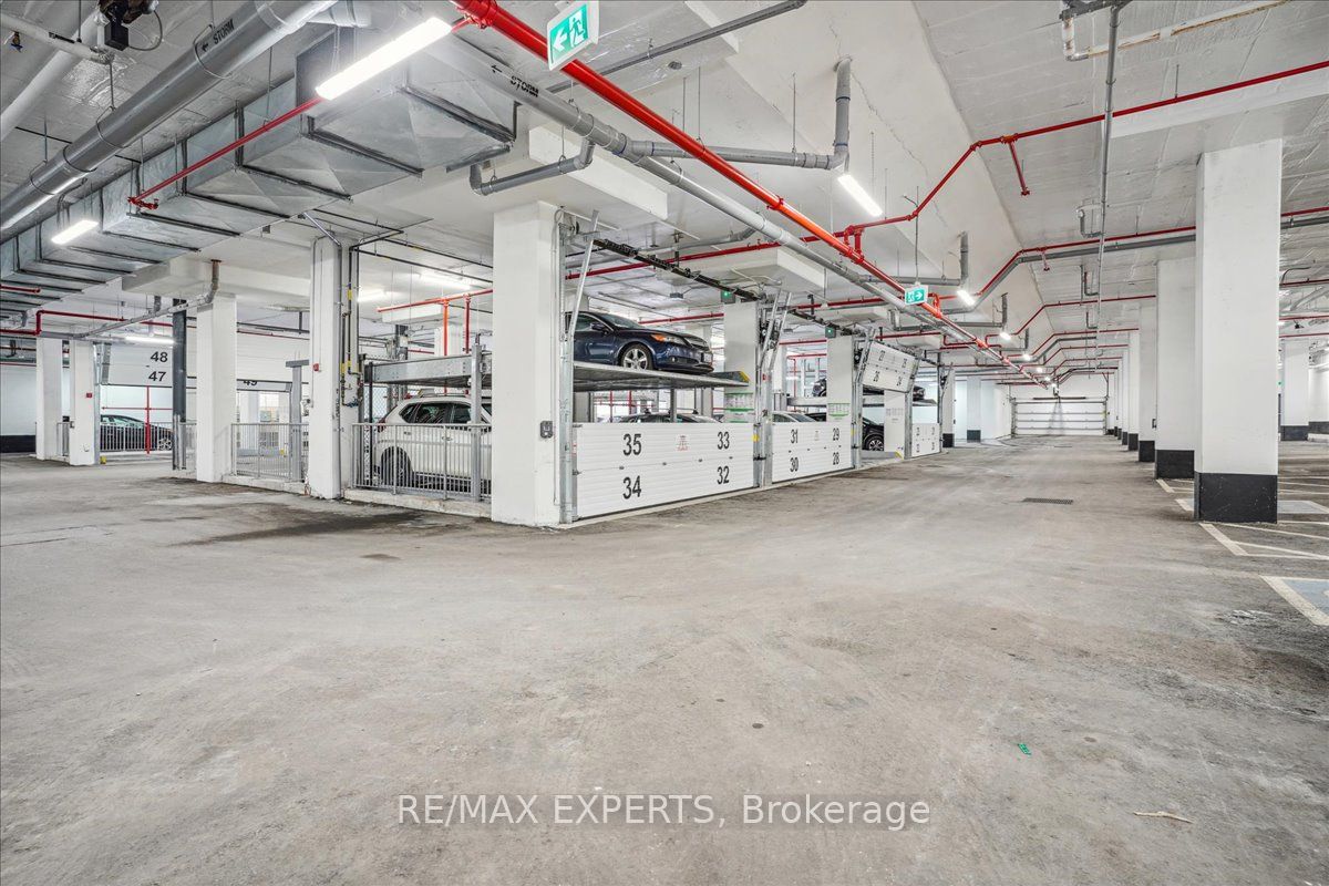 430 Essa Road, #419