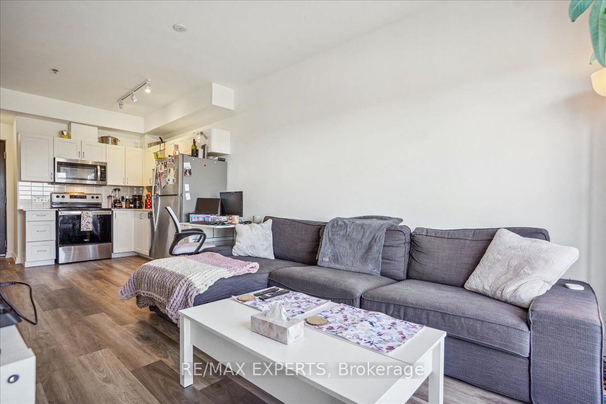 430 Essa Road, #419