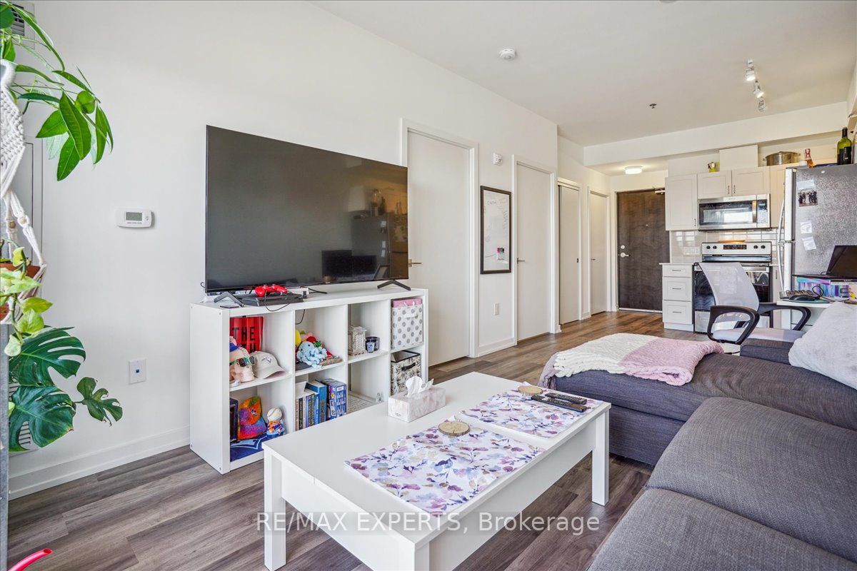 430 Essa Road, #419