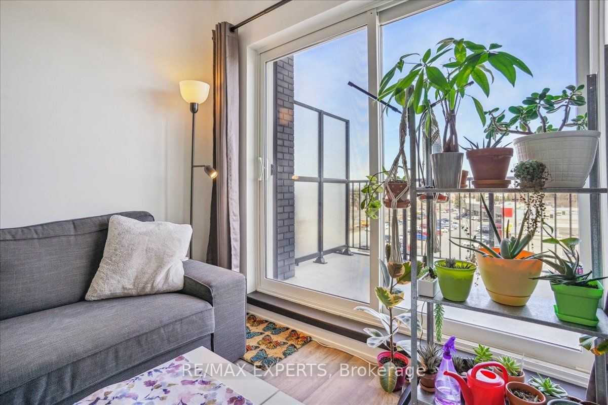 430 Essa Road, #419