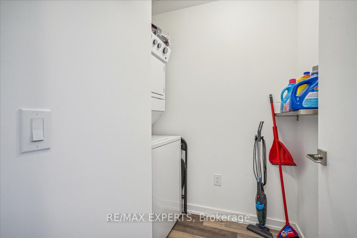 430 Essa Road, #419