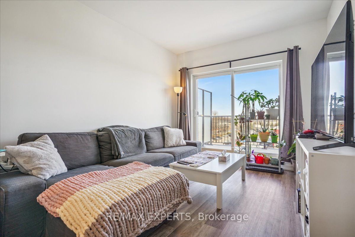 430 Essa Road, #419