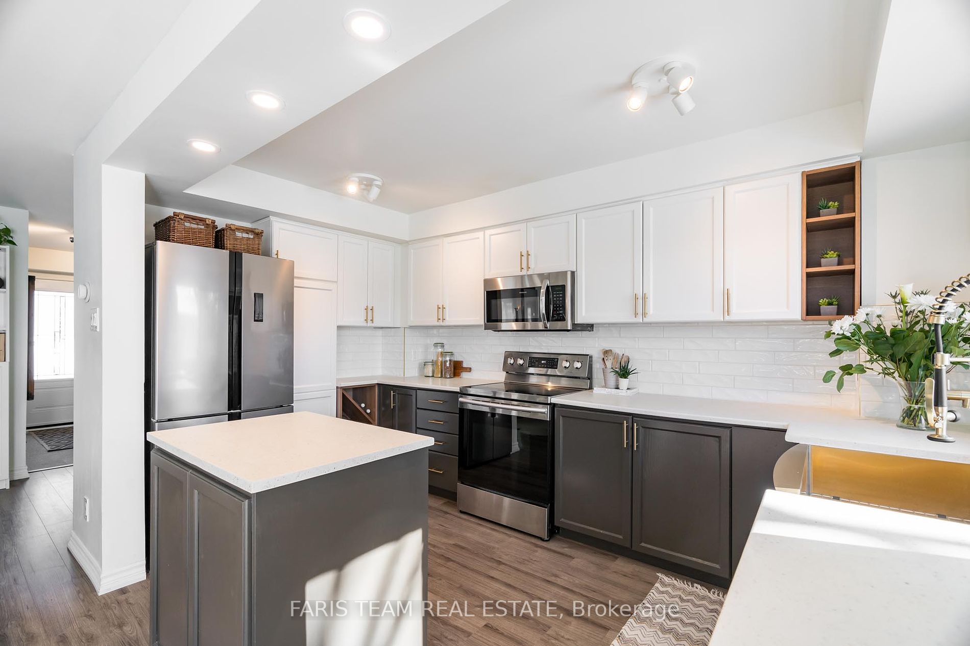 441 Barrie Rd, #63