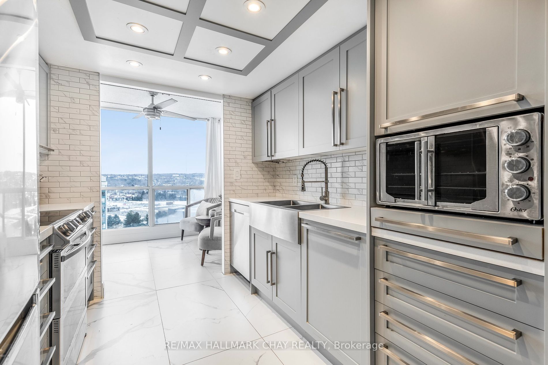 65 Ellen Street, #1208