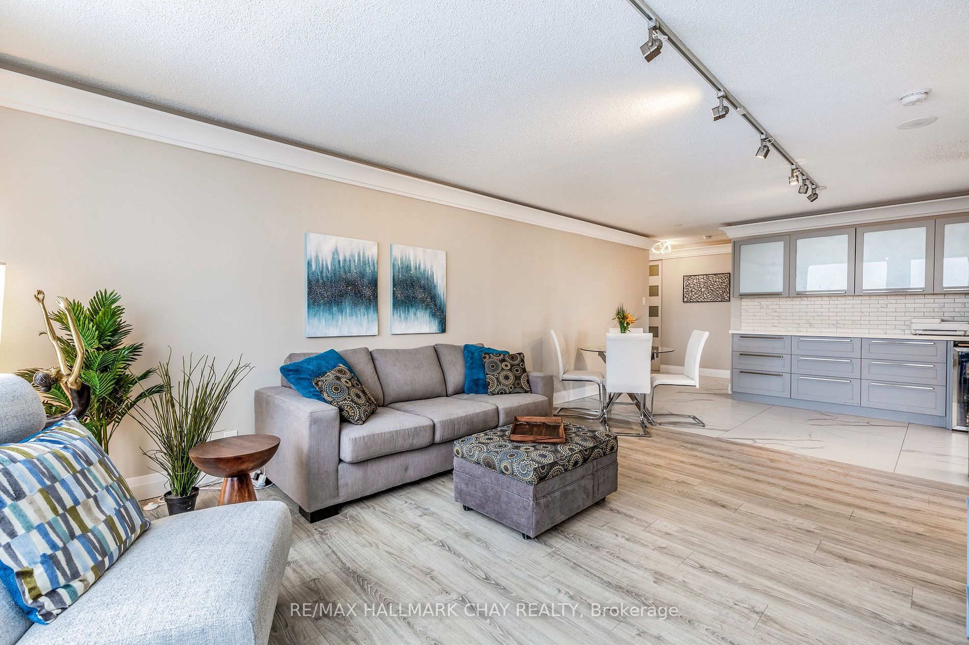 65 Ellen Street, #1208