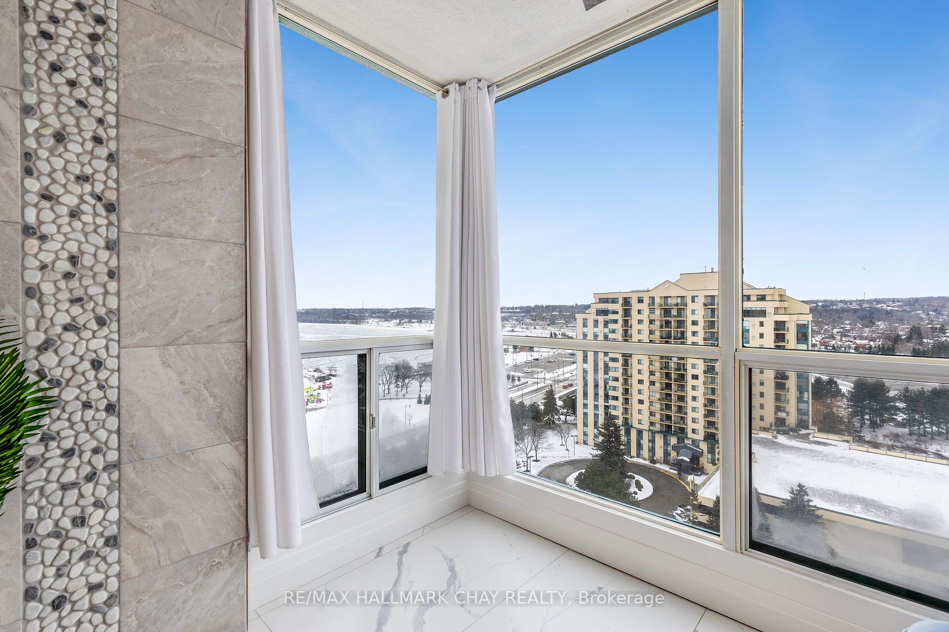 65 Ellen Street, #1208
