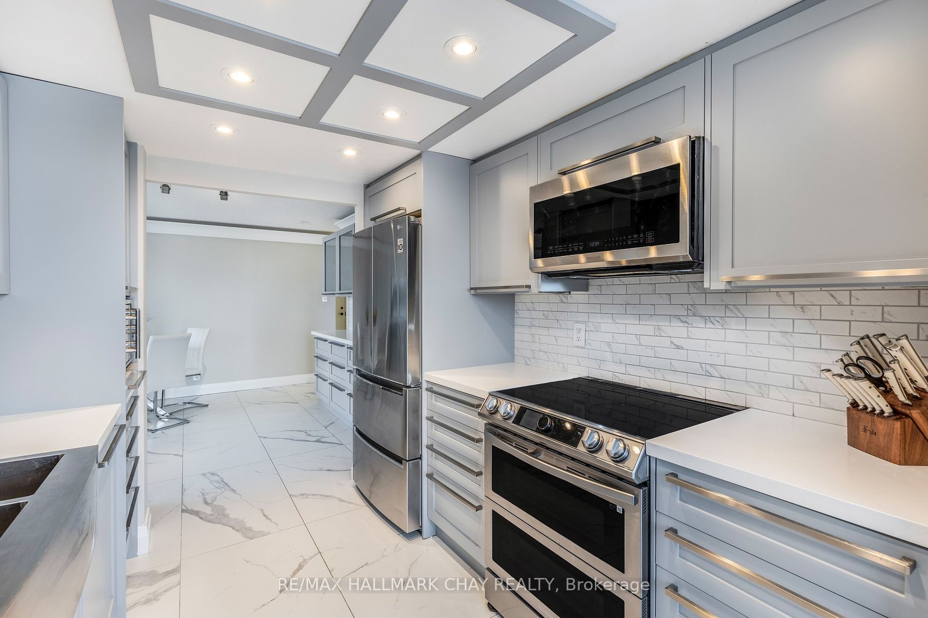 65 Ellen Street, #1208