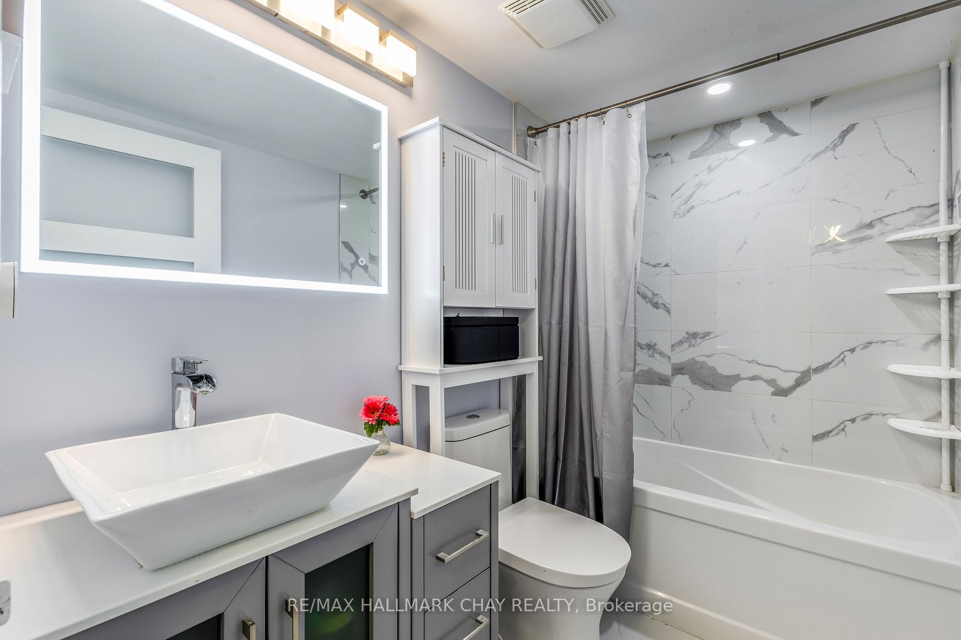 65 Ellen Street, #1208